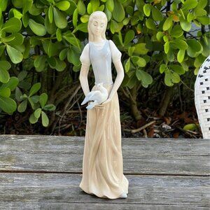 Vintage Girl holding Bird Dove Figurine, Tenora of Spain Rare Hard to Find